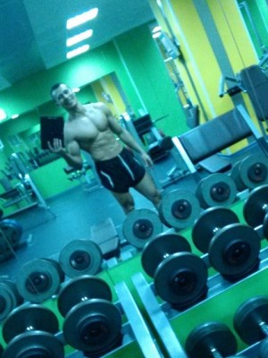 Лагодич Денис (Ханты-Мансийск) Лагодич Денис (Ханты-Мансийск)